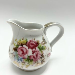 👑🏰💐SAJI - Vintage porcelain pitcher.